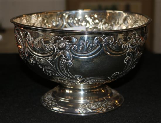 Late Victorian silver rose bowl (marks obscured), 14ozs.